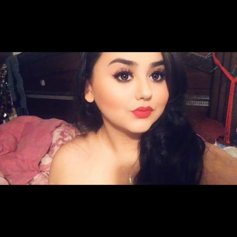 Meet your Posher, Gabby